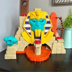 listing-status-banner